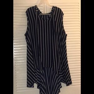 Navy/White high-low sleeveless top